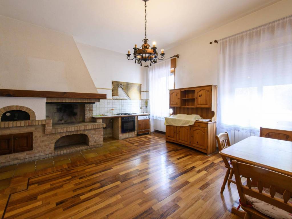Villa a Gorizia in VIALE XX SETTEMBRE - Foto 4