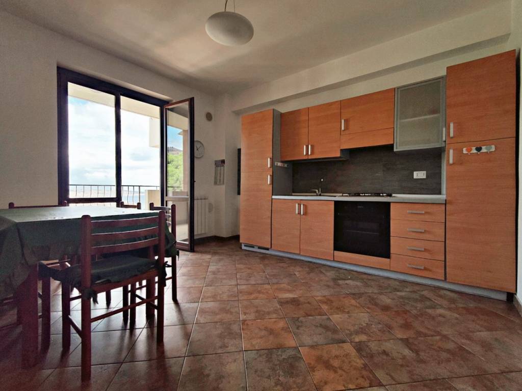 Appartamento a Messina in Strada Panoramica dello Stretto, 1000 - Foto 2