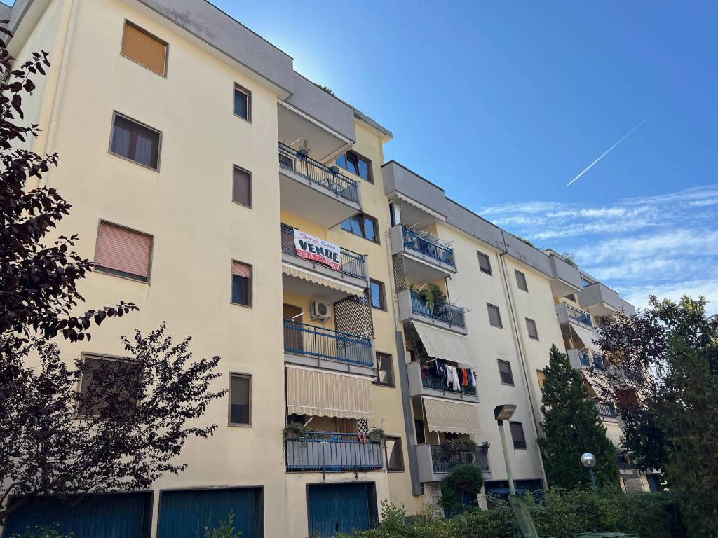 Appartamento a Salerno in Viale Giuseppe Verdi - Foto 3