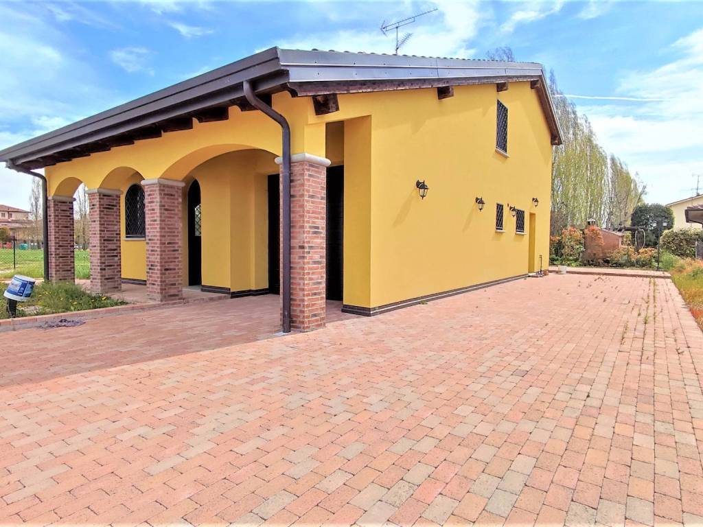 Villa a Molinella in Via Tiziano Vecellio, 8 - Foto 2