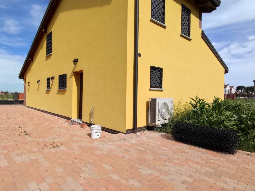 Villa a Molinella in Via Tiziano Vecellio, 8 - Foto 4