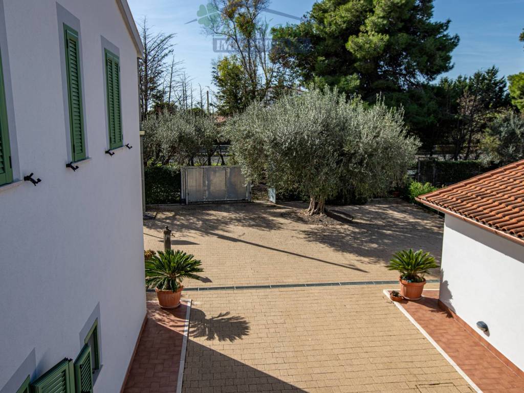 Appartamento a Montalto di castro in Strada Eucalipto - Foto 4
