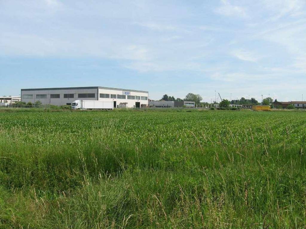 Terreno a Vigevano - Foto 2