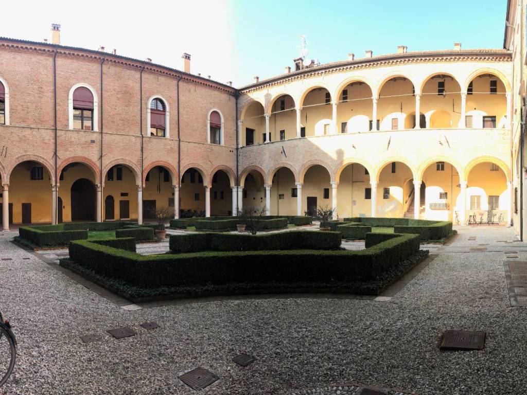 Appartamento a Ferrara in Piazza Ariostea - Foto 2