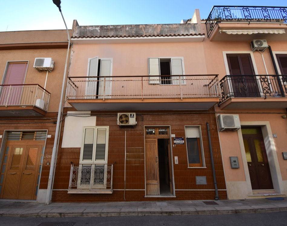 Casa indipendente a Avola in Via Giacomo Matteotti - Foto 2