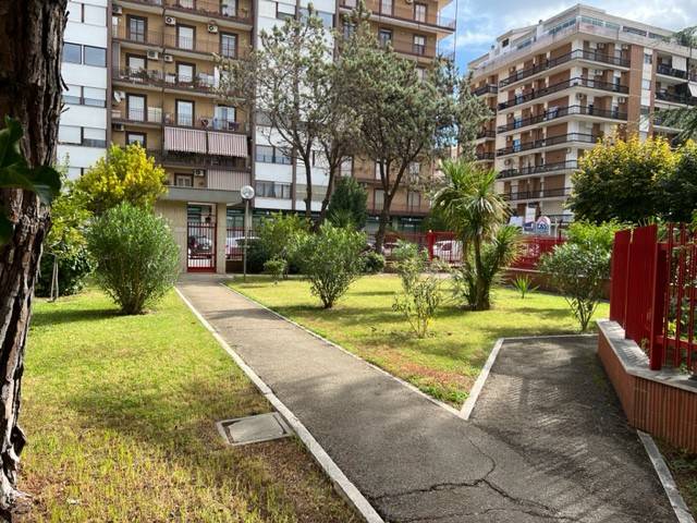 Appartamento a Foggia in Viale Candelaro, 21 - Foto 2