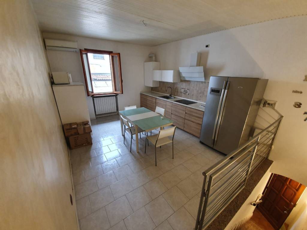 Appartamento a Casale monferrato in Via Filippo Mellana, 23 - Foto 3