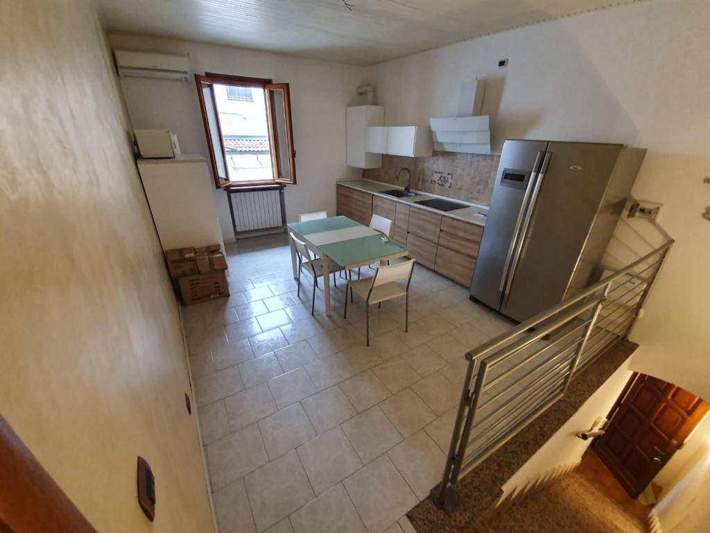 Appartamento a Casale monferrato in Via Filippo Mellana, 23 - Foto 4