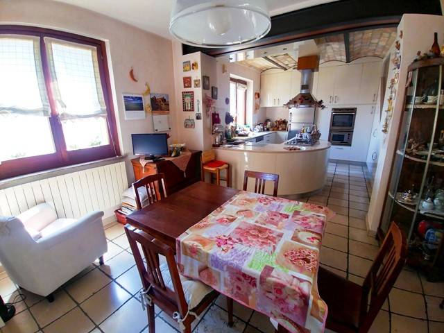 Villa a Roseto degli abruzzi in Via Tronto - Foto 5