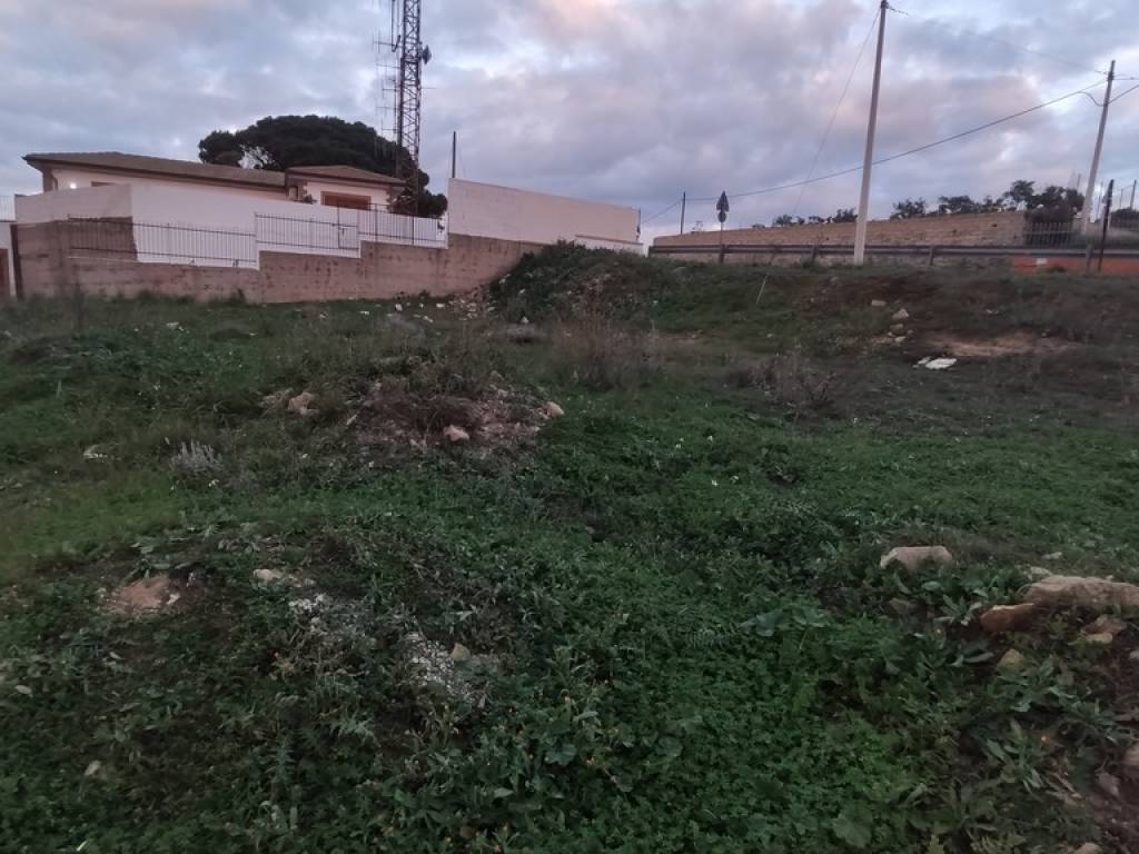 Terreno a Caltagirone in Via Gelone, 50 - Foto 3
