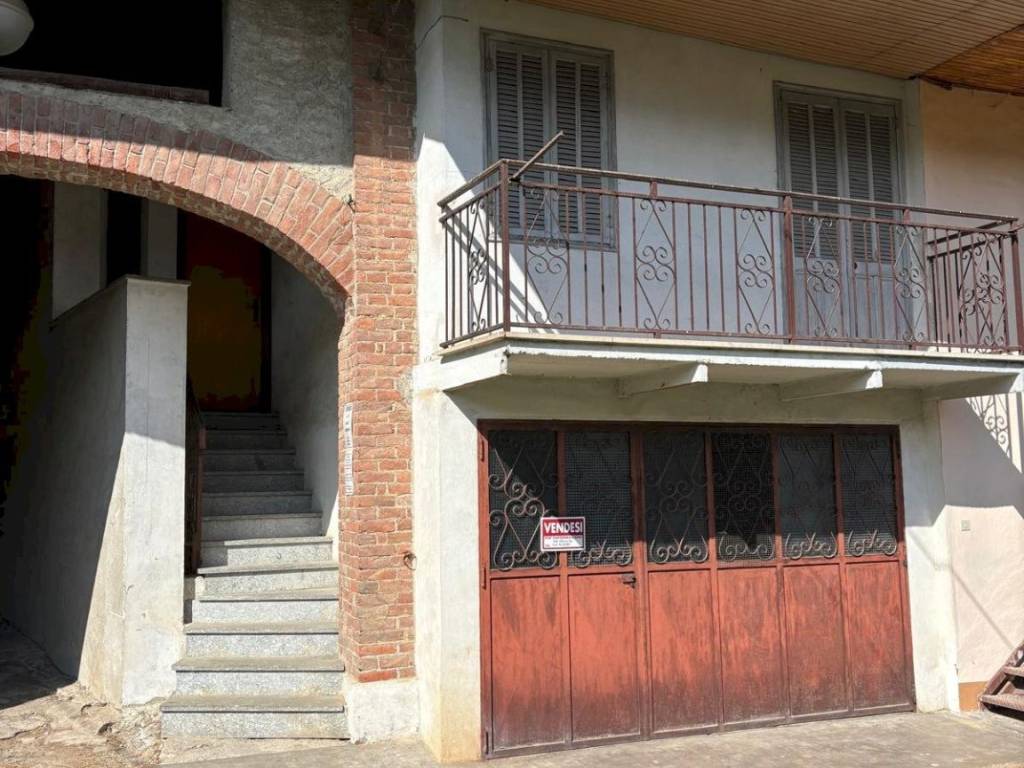 Casa indipendente a Demonte in Via Cornaletto, 2 - Foto 2