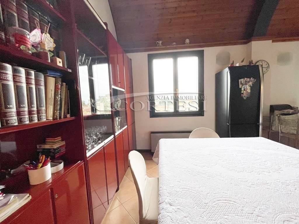 Appartamento a Città di castello in Via Luca della Robbia, 33 - Foto 5