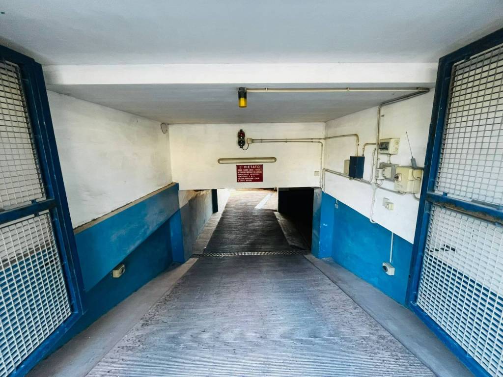 Box / garage a Lucera in PIAZZA PITTA, 41 - Foto 3