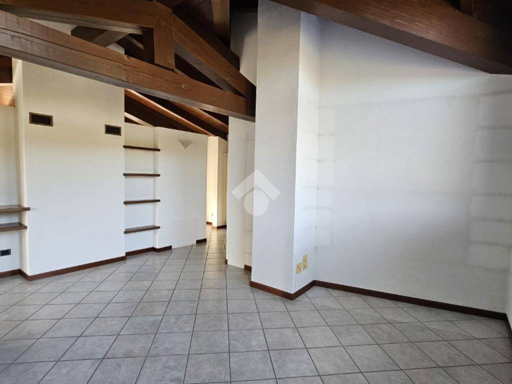 Villa a Induno olona in Via Cavalieri di Vittorio Veneto, 6 - Foto 5