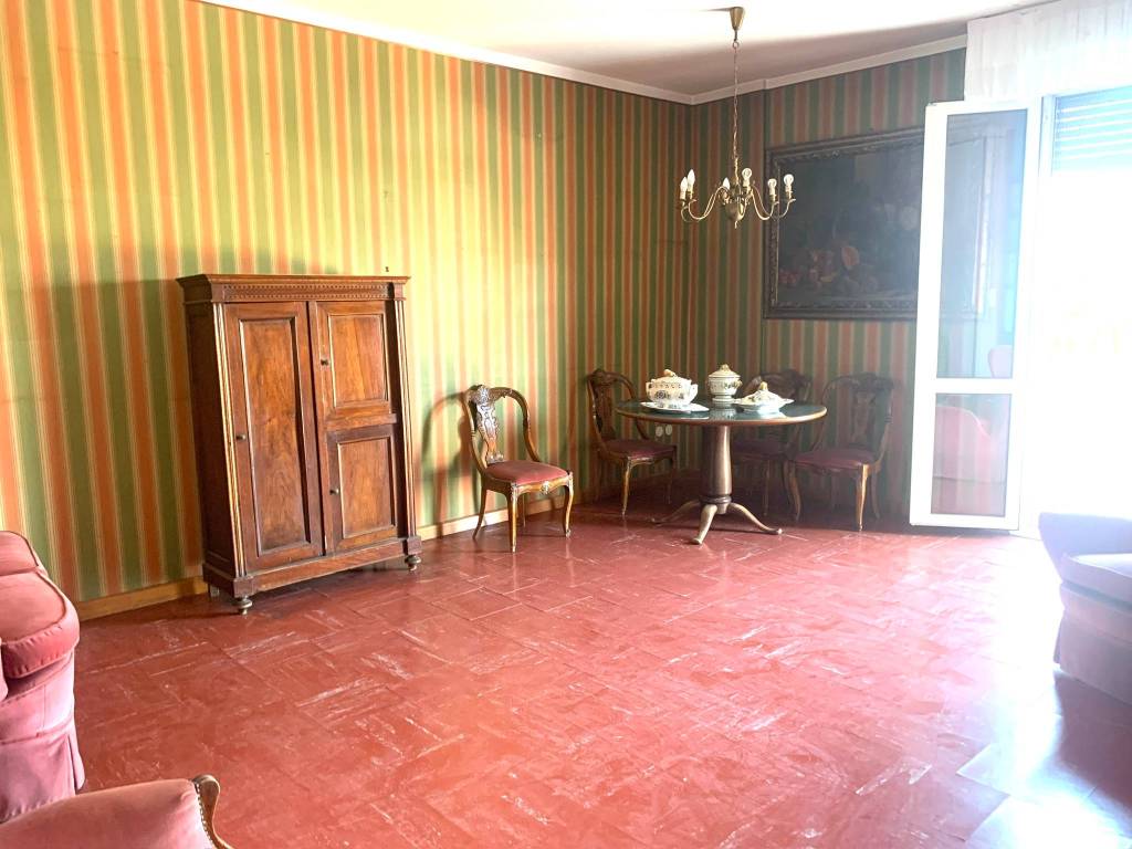 Appartamento a Riccione in Viale Luigi Settembrini - Foto 4