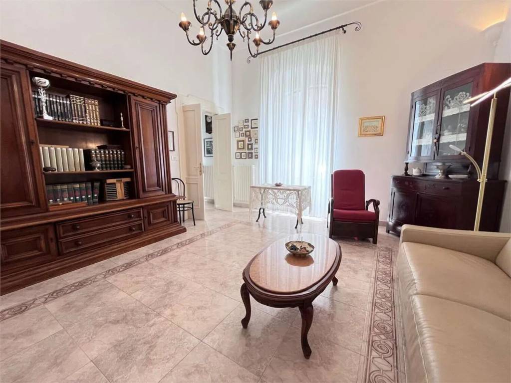Villa a Francavilla fontana in Via S. Francesco, 96 - Foto 4
