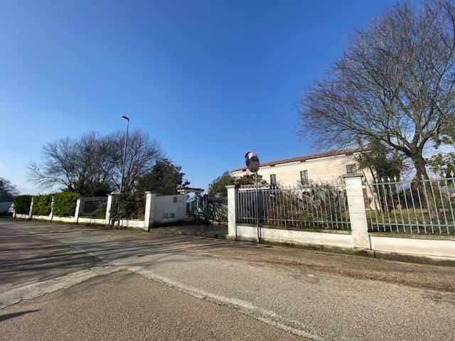 Rustico / casale a Cassino in Via Casale San Montino - Foto 4