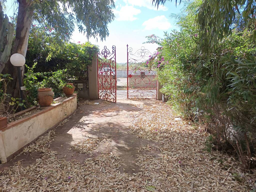 Villa a Carlentini in C/Da San Leonardo Carlentini - Foto 4