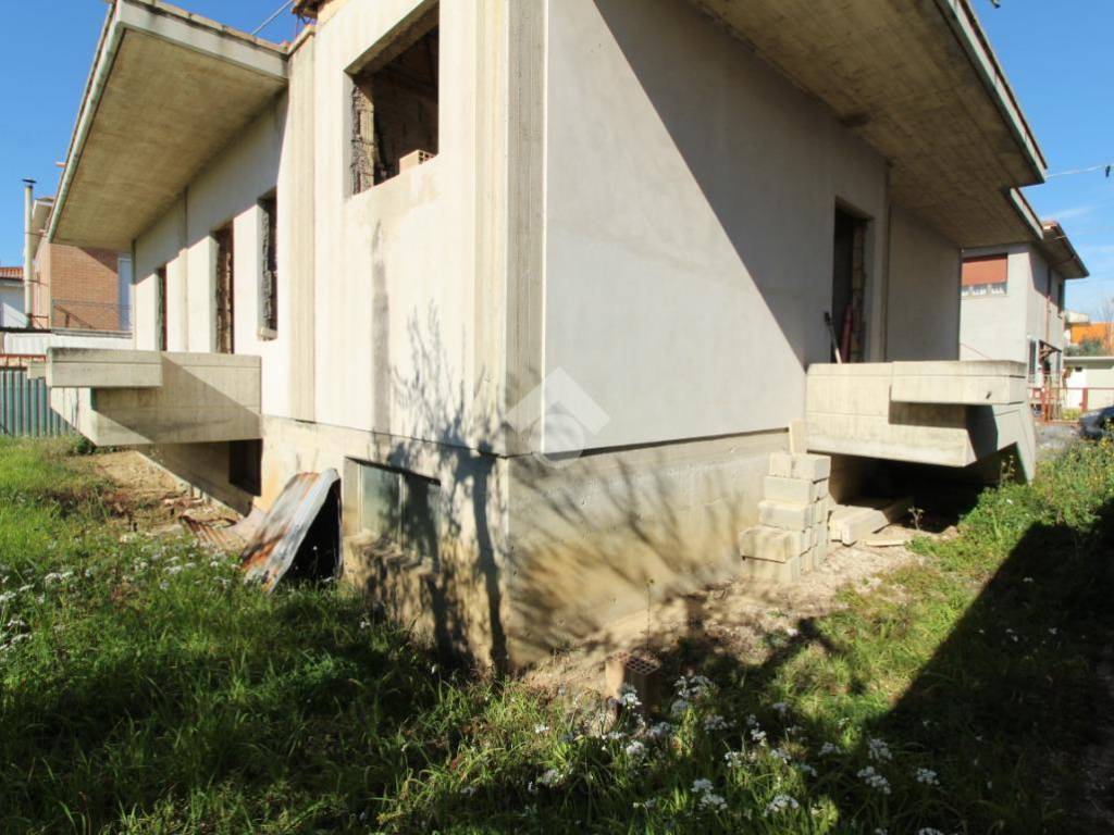 Villa a Mosciano sant'angelo in Via XXV Aprile - Foto 5