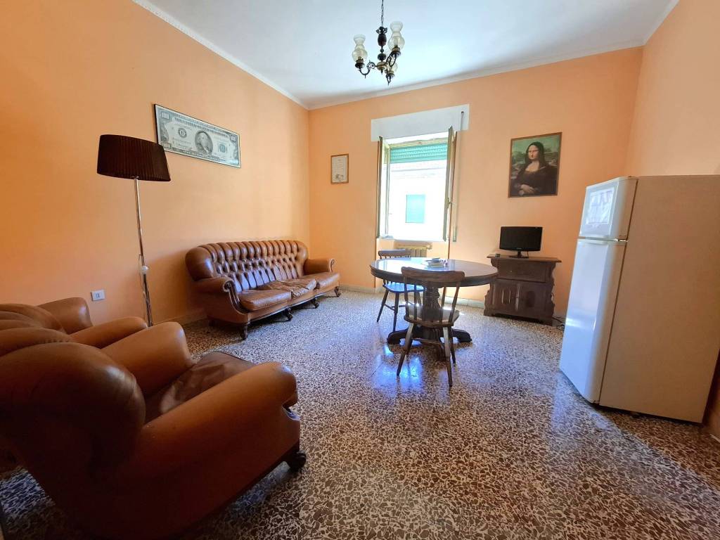 Appartamento a Vignanello in Via Armando Diaz - Foto 2