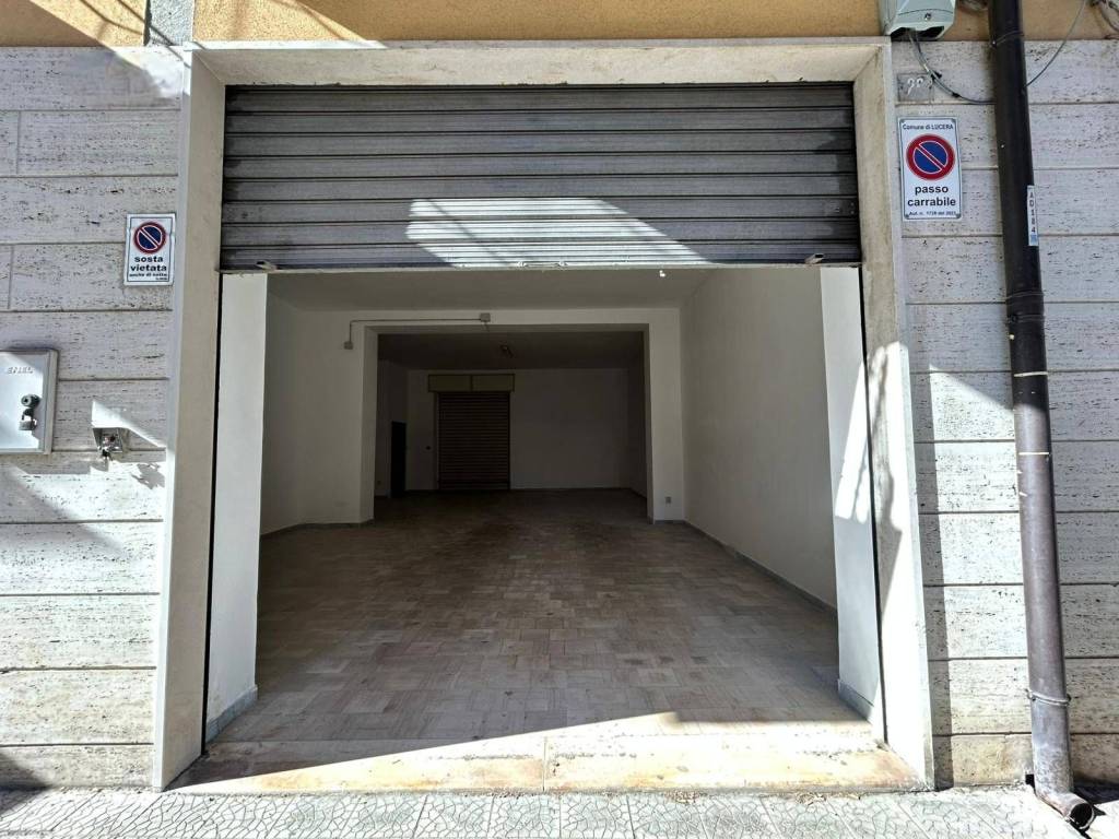 Box / garage a Lucera in VIA ARIOSTO, 22 - Foto 4