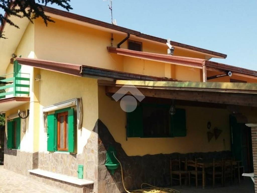 Villa a Montesarchio in Via canne - Foto 3