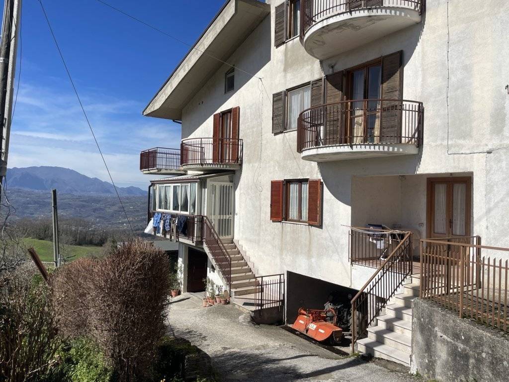 Appartamento a Montefalcione in C/da Guarini, 34 - Foto 2