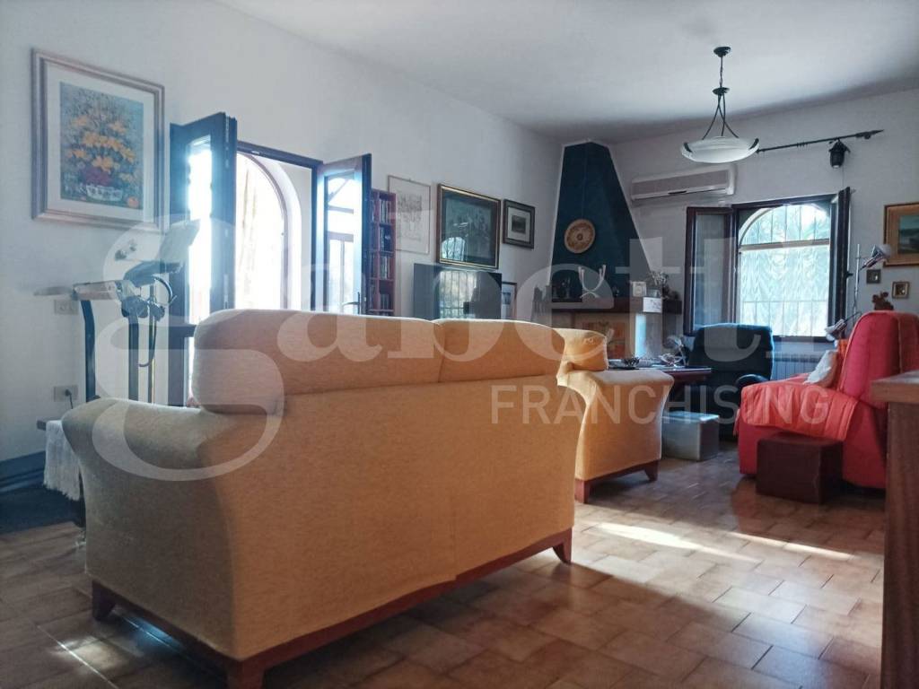 Villa a Quartu sant'elena in Viale Europa - Foto 5