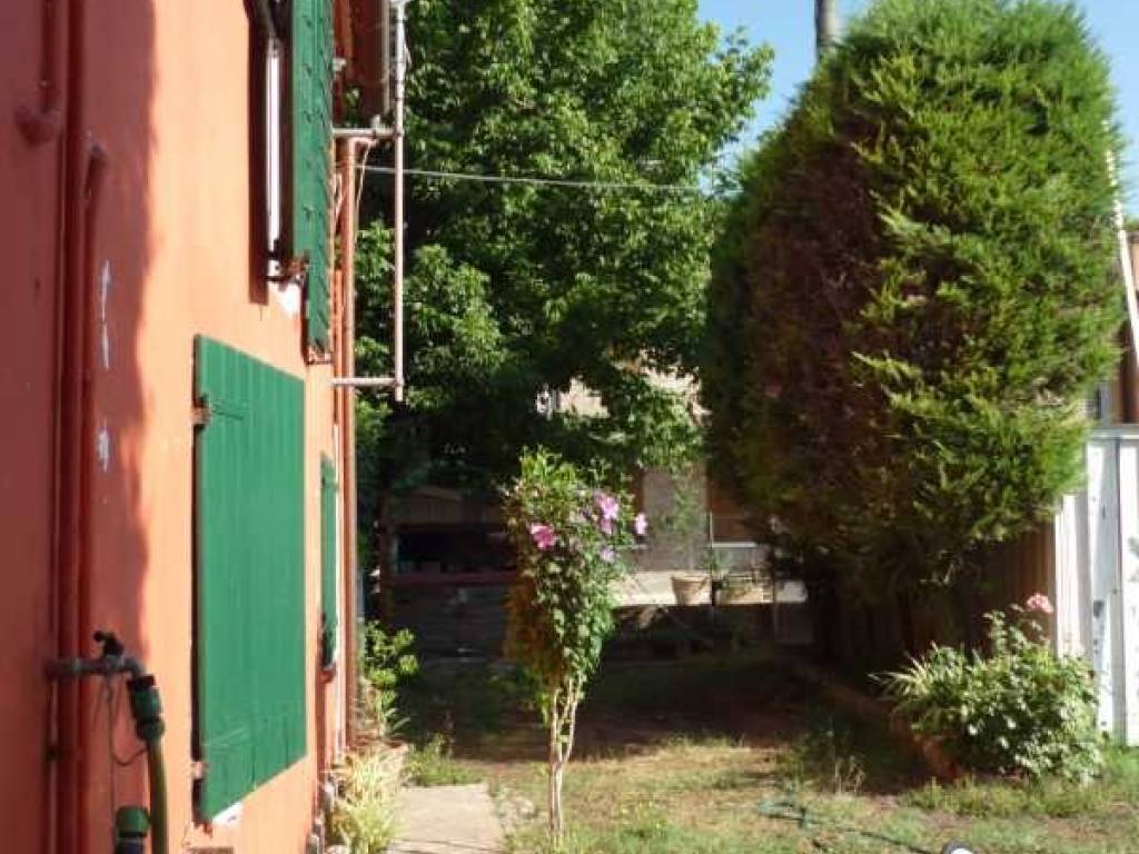 Villa a Ferrara in Via del Gorgo, 47 - Foto 2