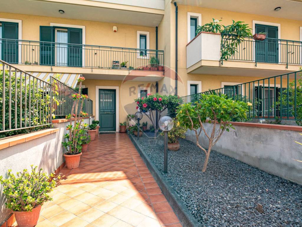Appartamento a Mascali in Via Dei Giurati, 136 - Foto 2