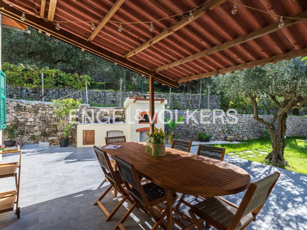 Villa a Finale ligure in Via per Olle - Foto 2