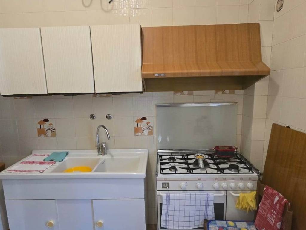 Appartamento a Martina franca in VIALE DEI LECCI - Foto 4