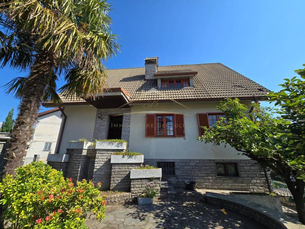 Villa a Borgosesia in Via Sant'Anna, 6 - Foto 4