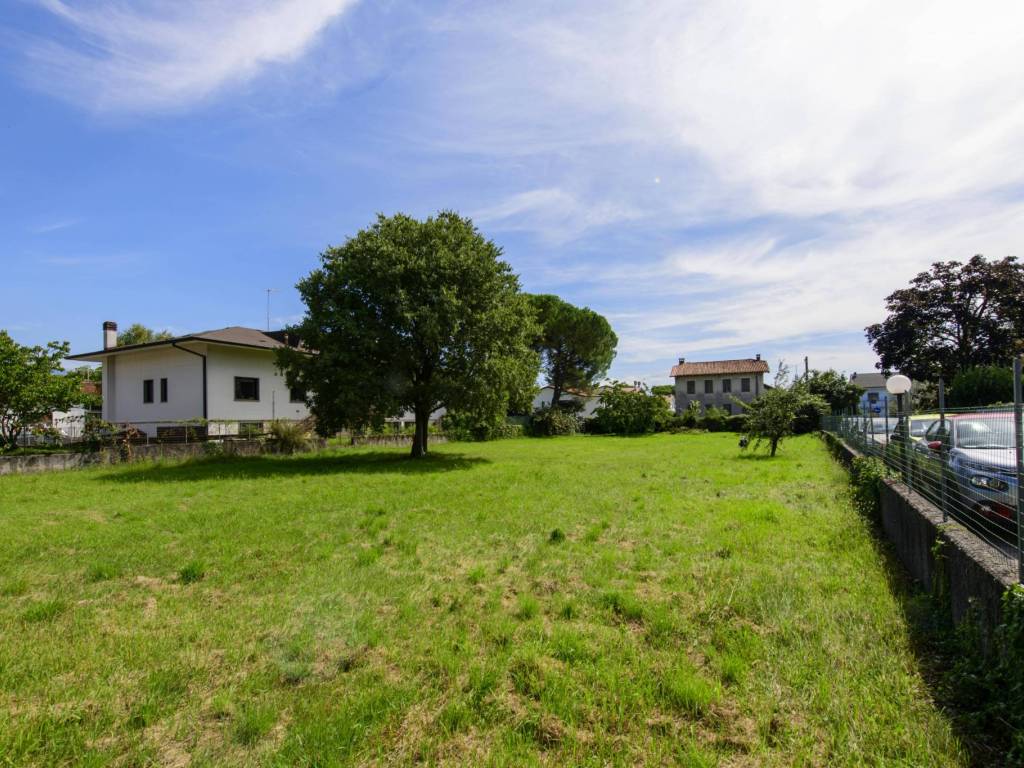 Terreno a Gorizia in VIA BRIGATA ABRUZZI - Foto 3
