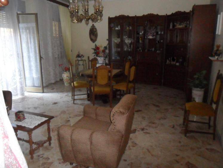 Casa indipendente a San cataldo in Via Callari - Foto 4