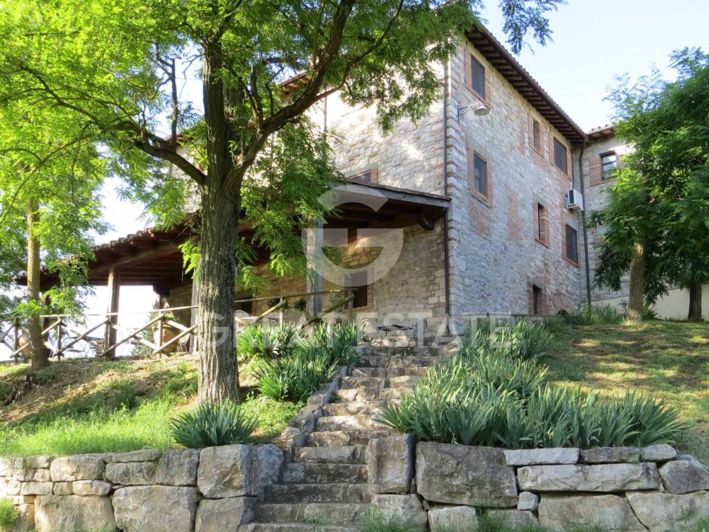 Rustico / casale a Todi in Strada Statale 79 bis - Foto 5
