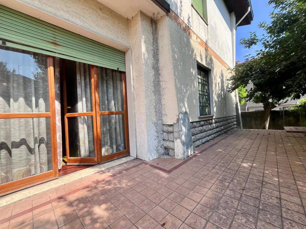 Villa a Cremona in Via Flaminia, 12 - Foto 2