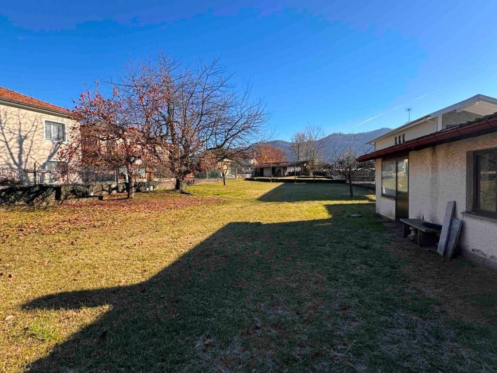 Terreno a Cuveglio in Via Piemonte - Foto 5