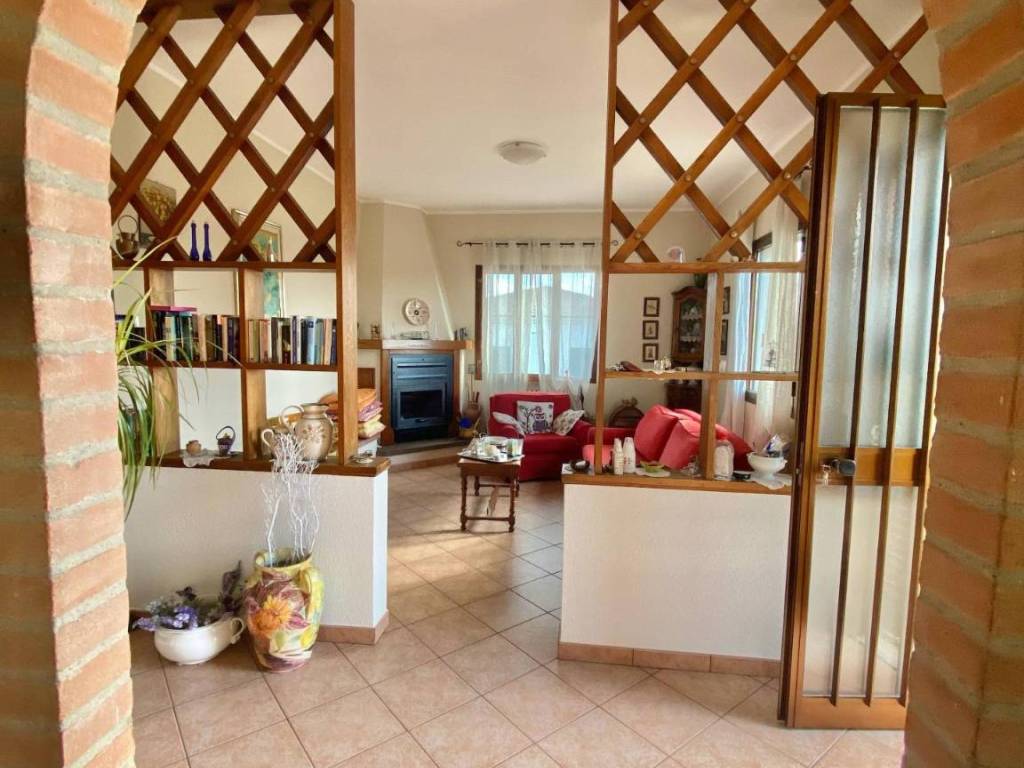 Villa a Altopascio in Spianate - Foto 2