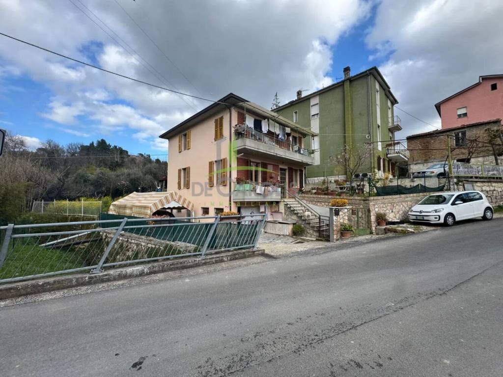 Villa a Ascoli piceno in Via Valle Fiorana - Foto 2