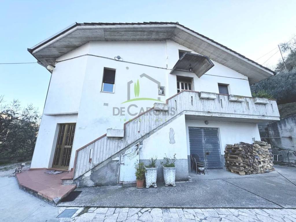 Villa a Ascoli piceno in Via Fonte Di Campo - Foto 3