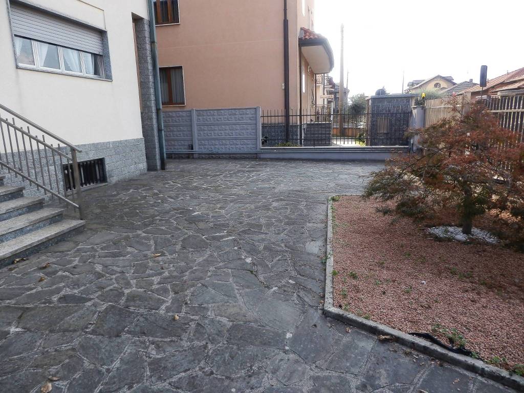 Villa a Origgio in Via Monfalcone, 14 - Foto 3