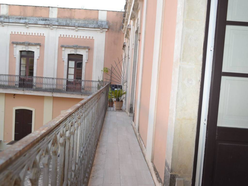 Appartamento a Casarano in Piazza Nazario Sauro - Foto 2