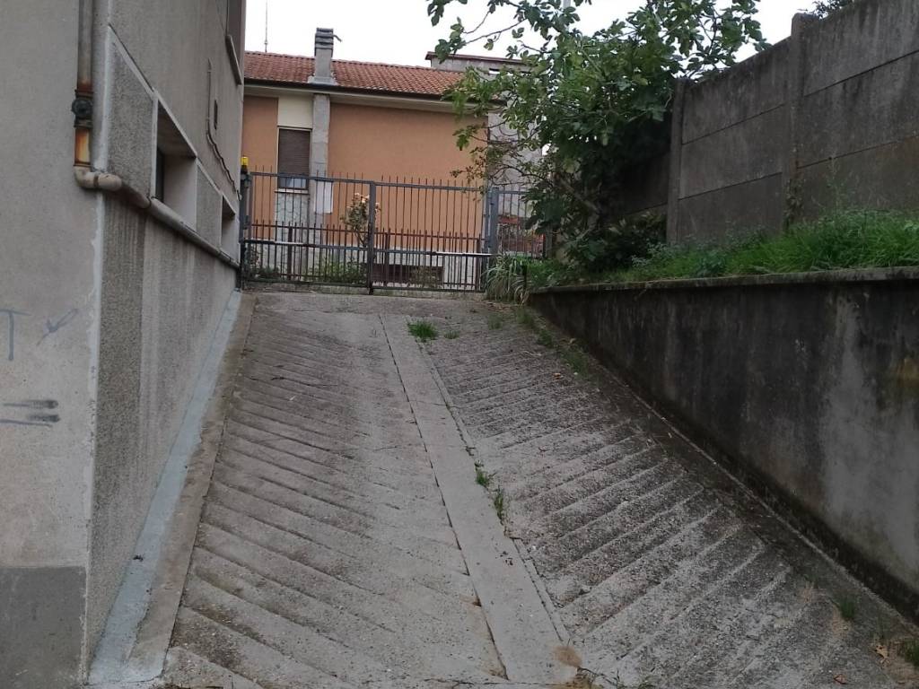 Box / garage a Codogno in Via Pietro Anelli, 1 - Foto 2