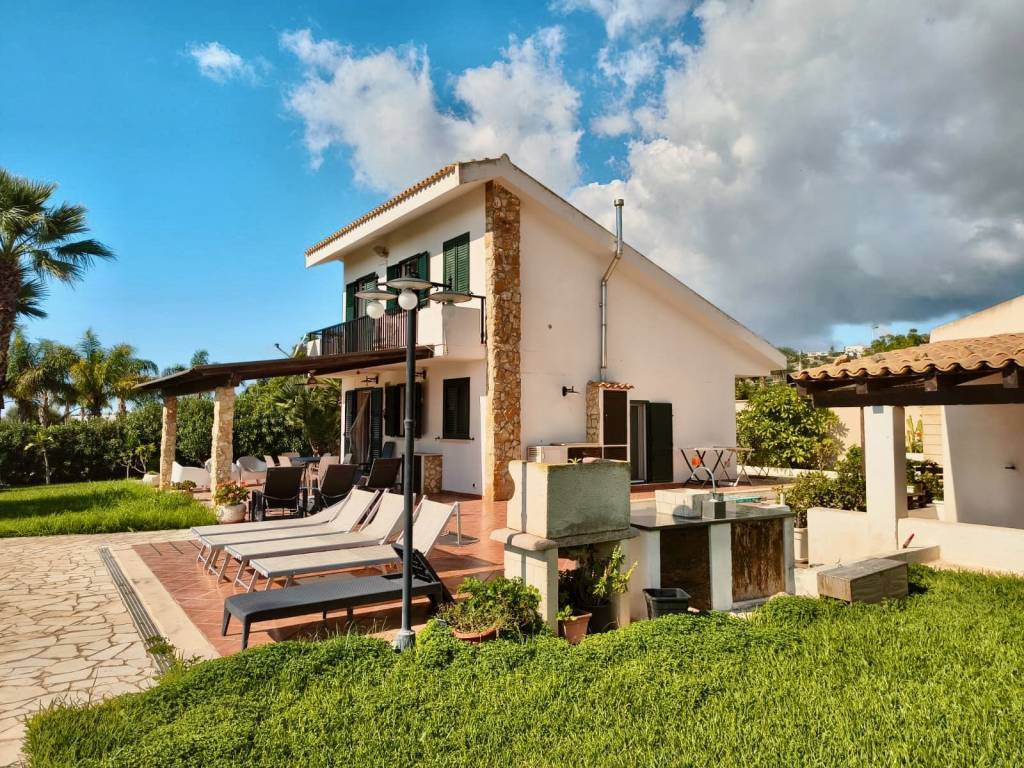 Villa a Ragusa in Strada Provinciale Marina di Ragusa-Donnalucata - Foto 3