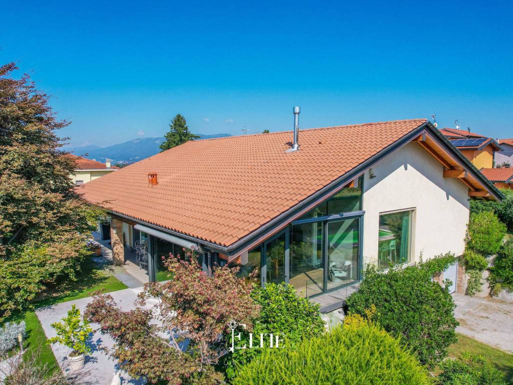Villa a Daverio in Via Campo dei Fiori, 7 - Foto 2