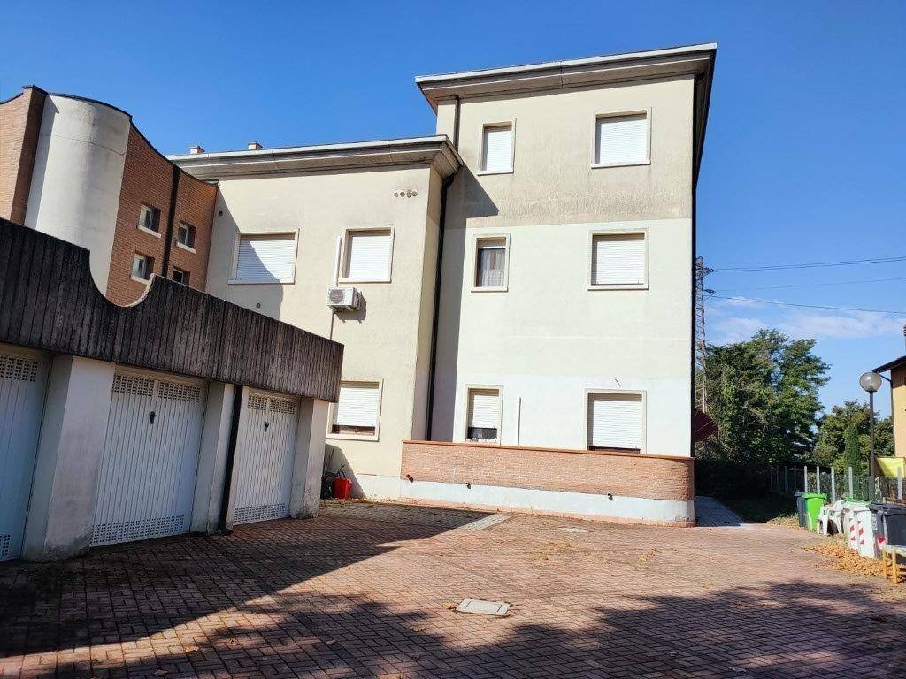 Appartamento a Canaro in Via Cesare Battisti, 82 - Foto 2