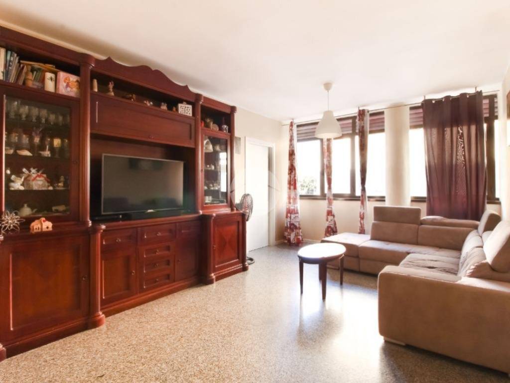 Appartamento a Alba adriatica in Via Cesare Battisti, 1 - Foto 2