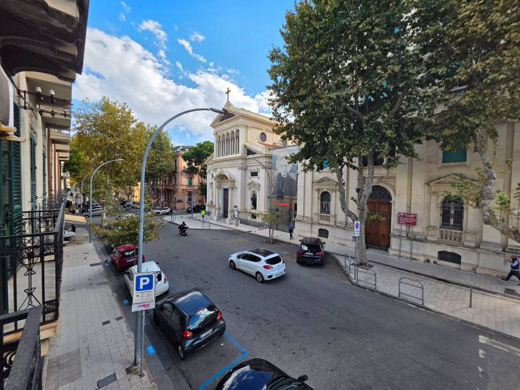 Palazzo / stabile a Messina in Via Santa Cecilia, 226 - Foto 2