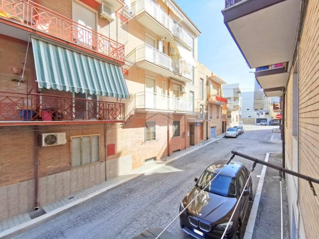 Appartamento a Lucera in Via Bruno Buozzi, 10 - Foto 5